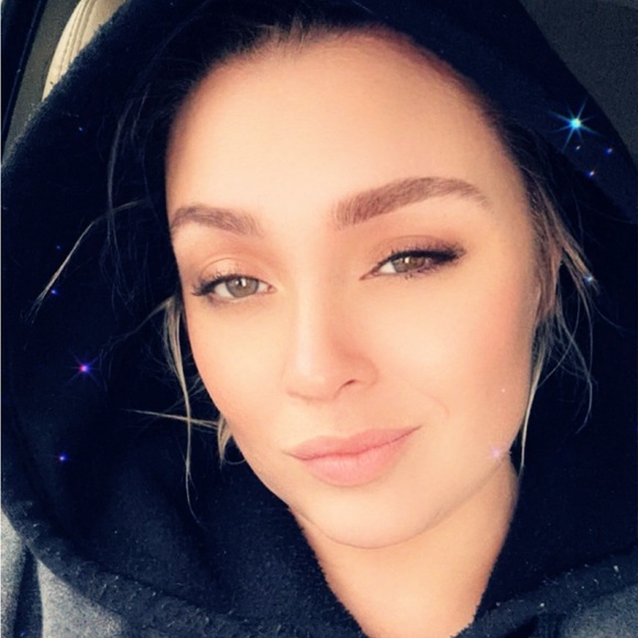 Meet your Posher(s), CalnDrea! And now just Drea ;) - Picture 2 of 16